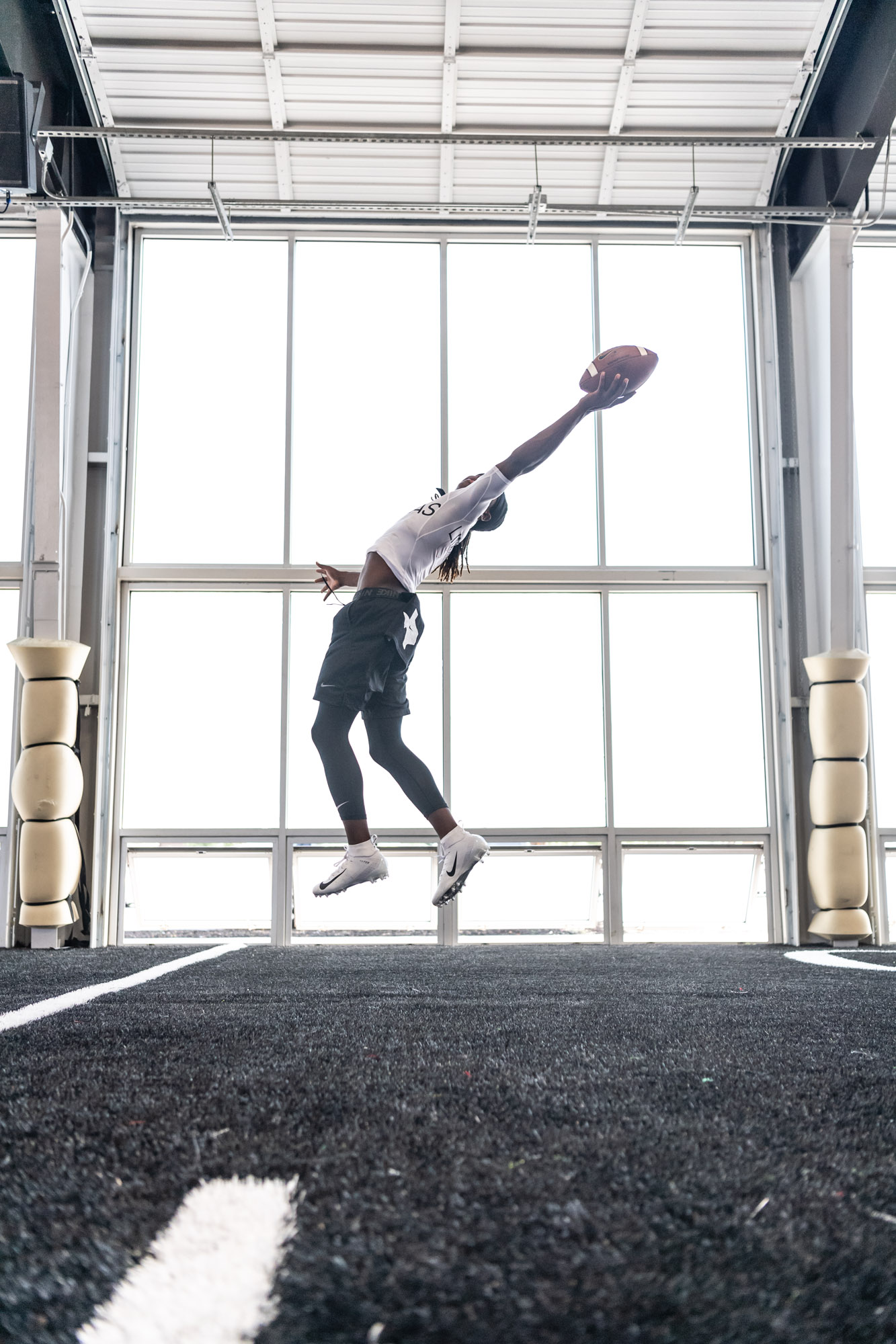 NIKE_FB_Warehouse_Lincoln_23-6